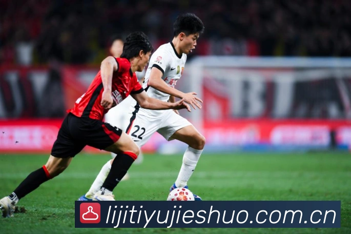 巴黎五四拜仁之夜身价一五十五亿的足坛笑话逆袭成最硬底牌战术观察-深度解析 巴黎五四拜仁之夜身价一五十五亿的足坛笑话逆袭成最硬底牌战术观察-深度解析